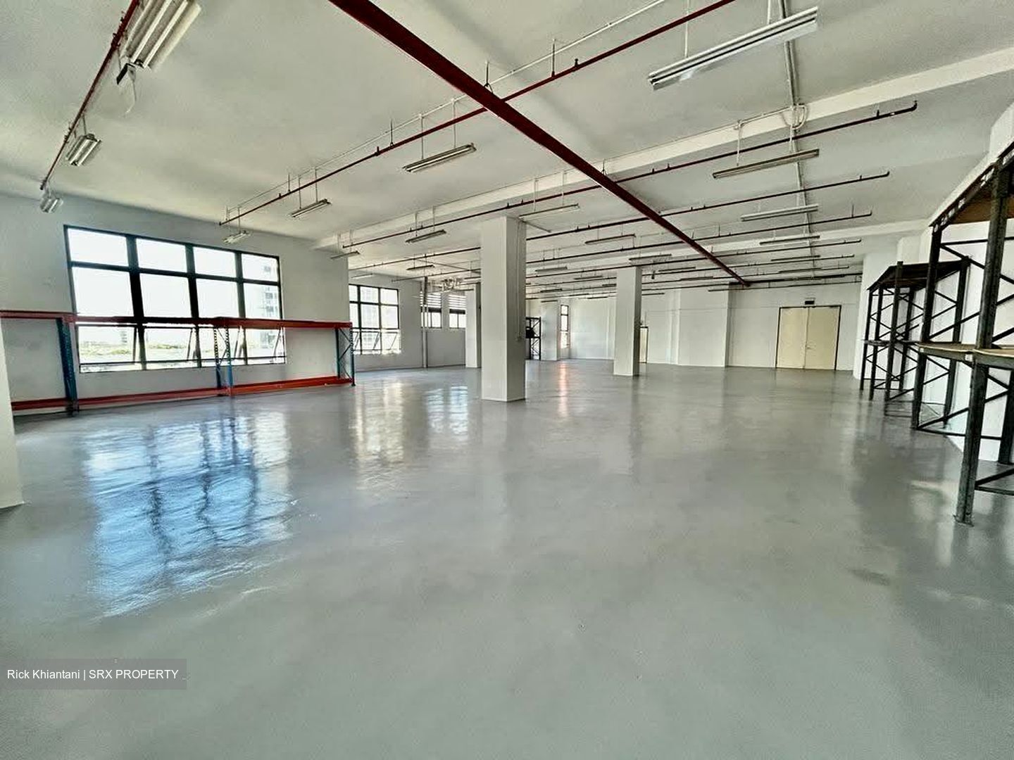 Csi Distribution Centre (D19), Factory #610492571